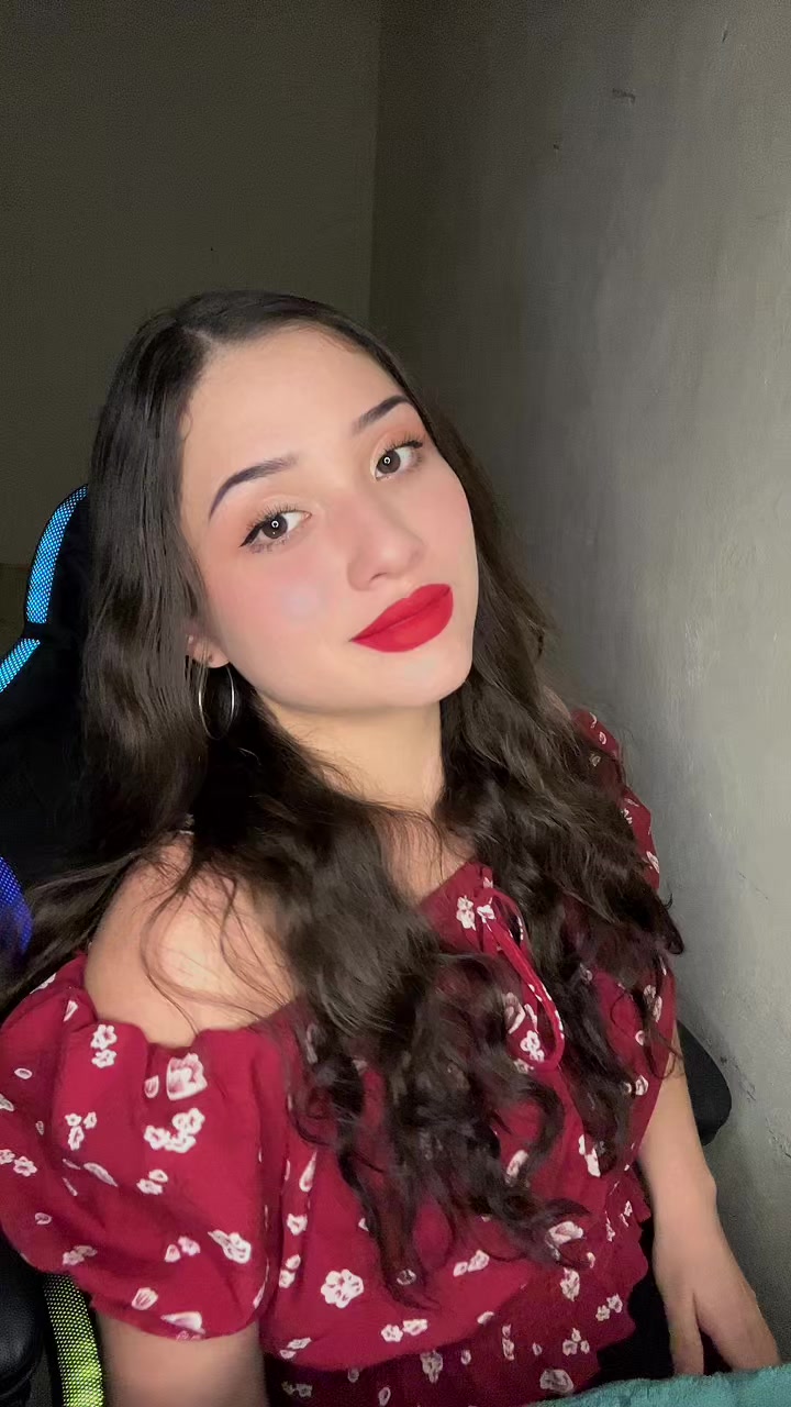 @Steph💋🫰🏻✨