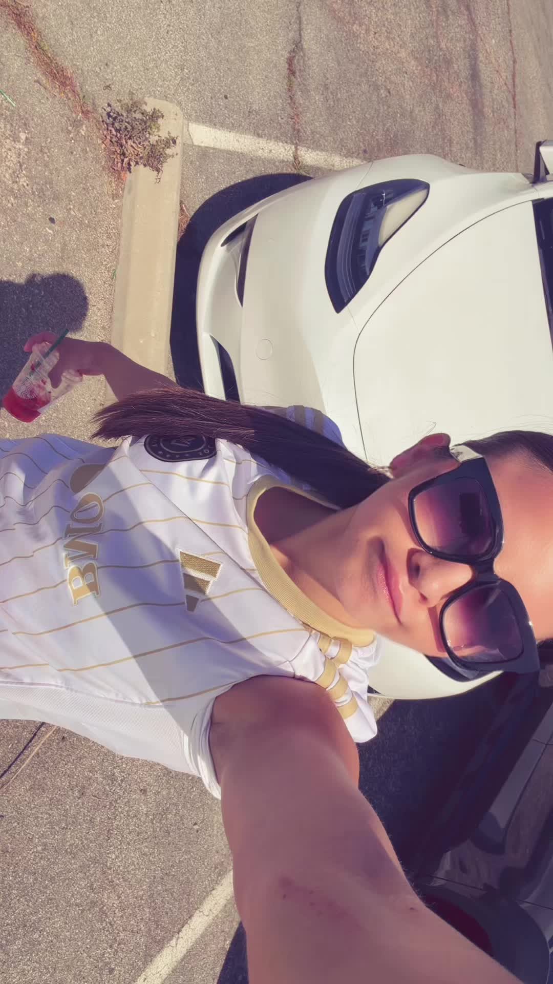 @SamanthaRoseGomez
