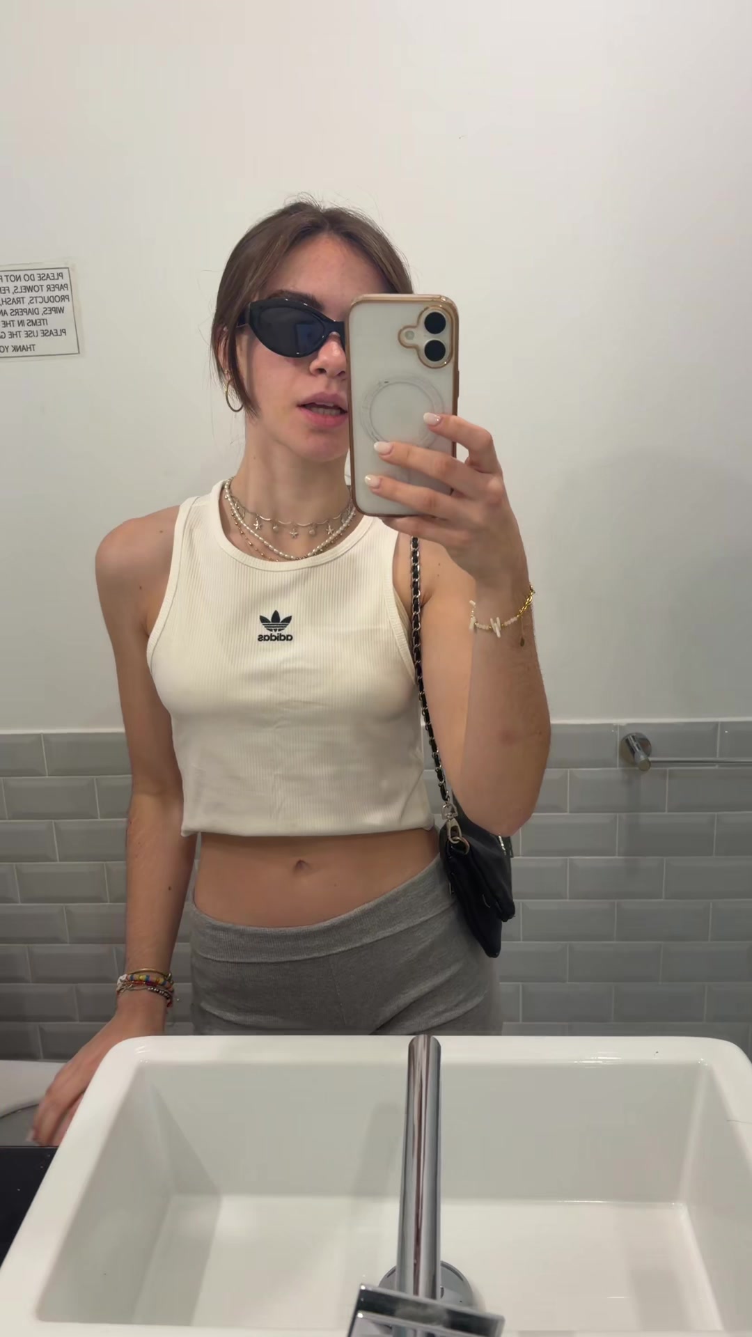 @laru