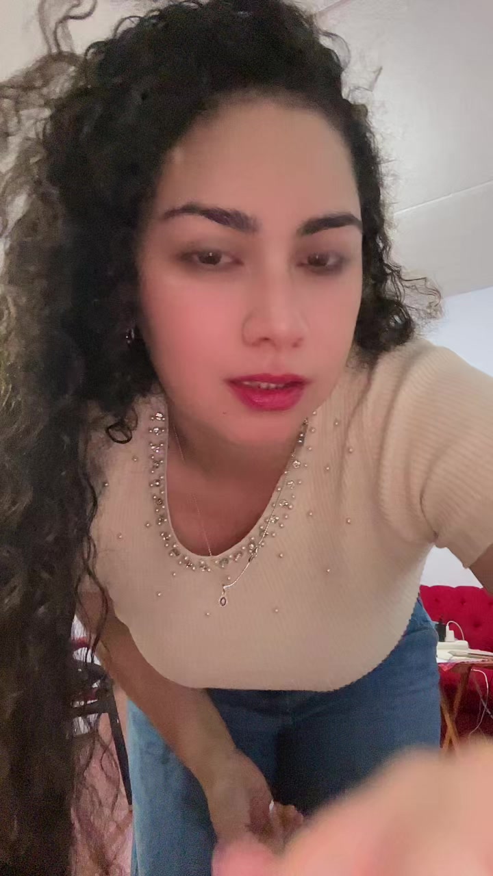 @Ester Ramirez