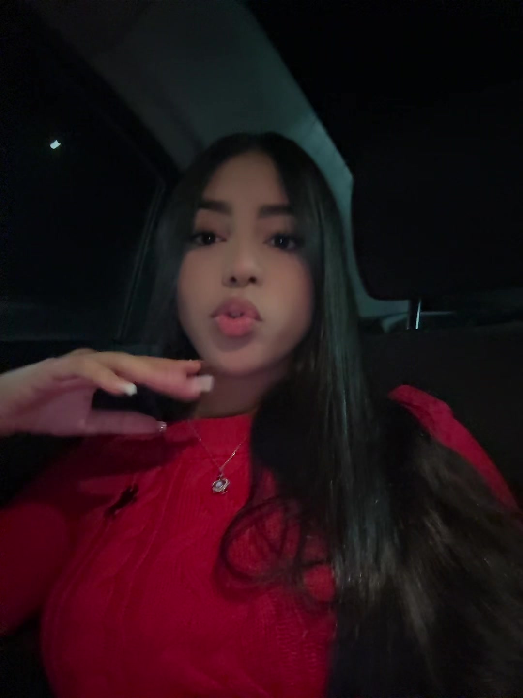 @VALERIA🦦