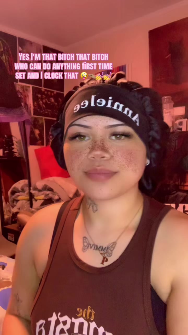 @nosnhojeeleinna