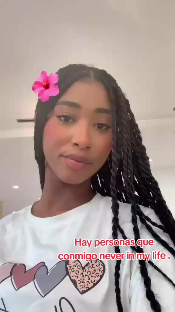 @Ela🌸