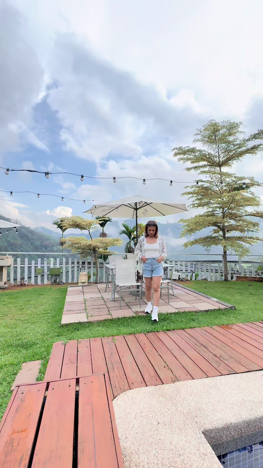 @Marie 🦋