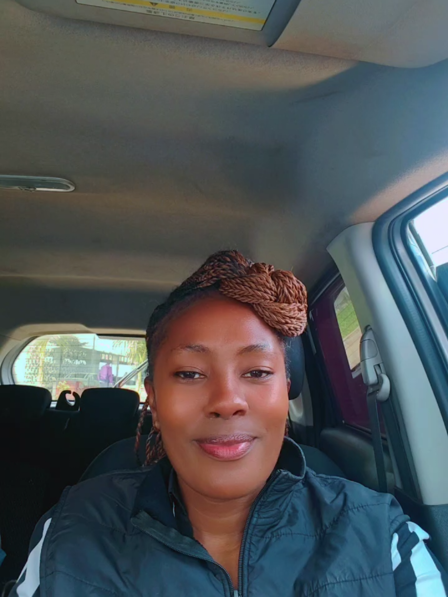 @Stella wa Isuzu