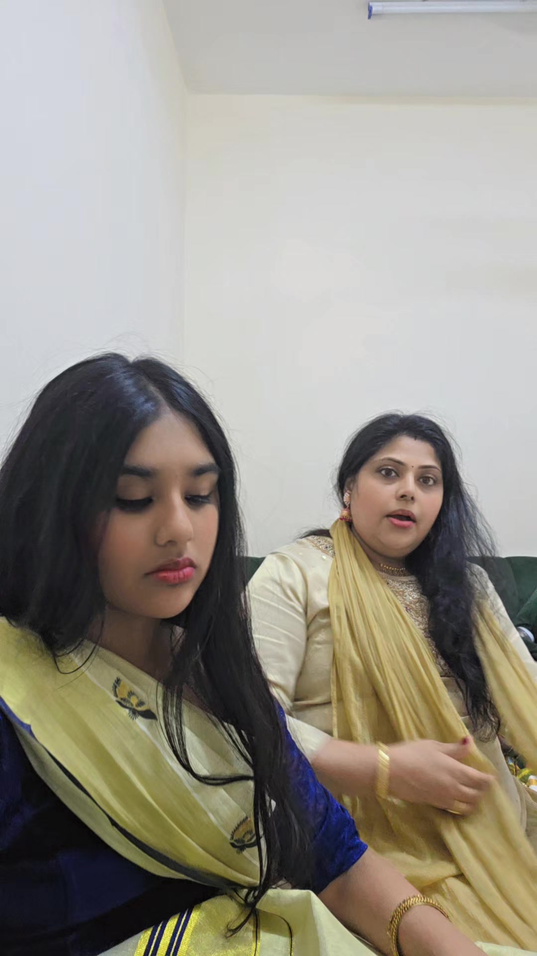 @prajilasajeev._