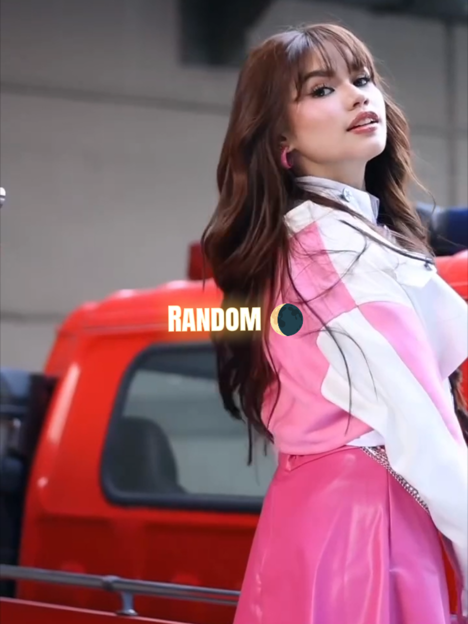 @Random 🌘