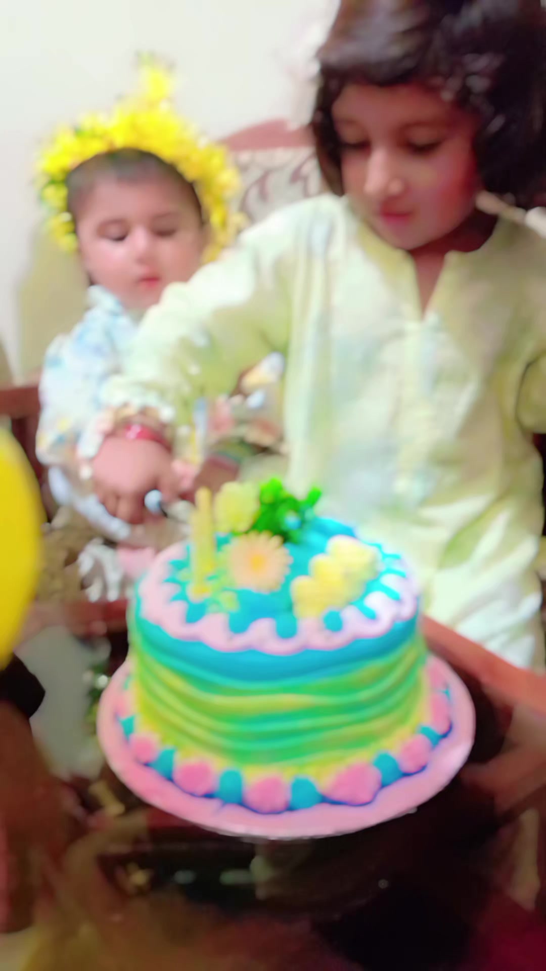 @Zairah08