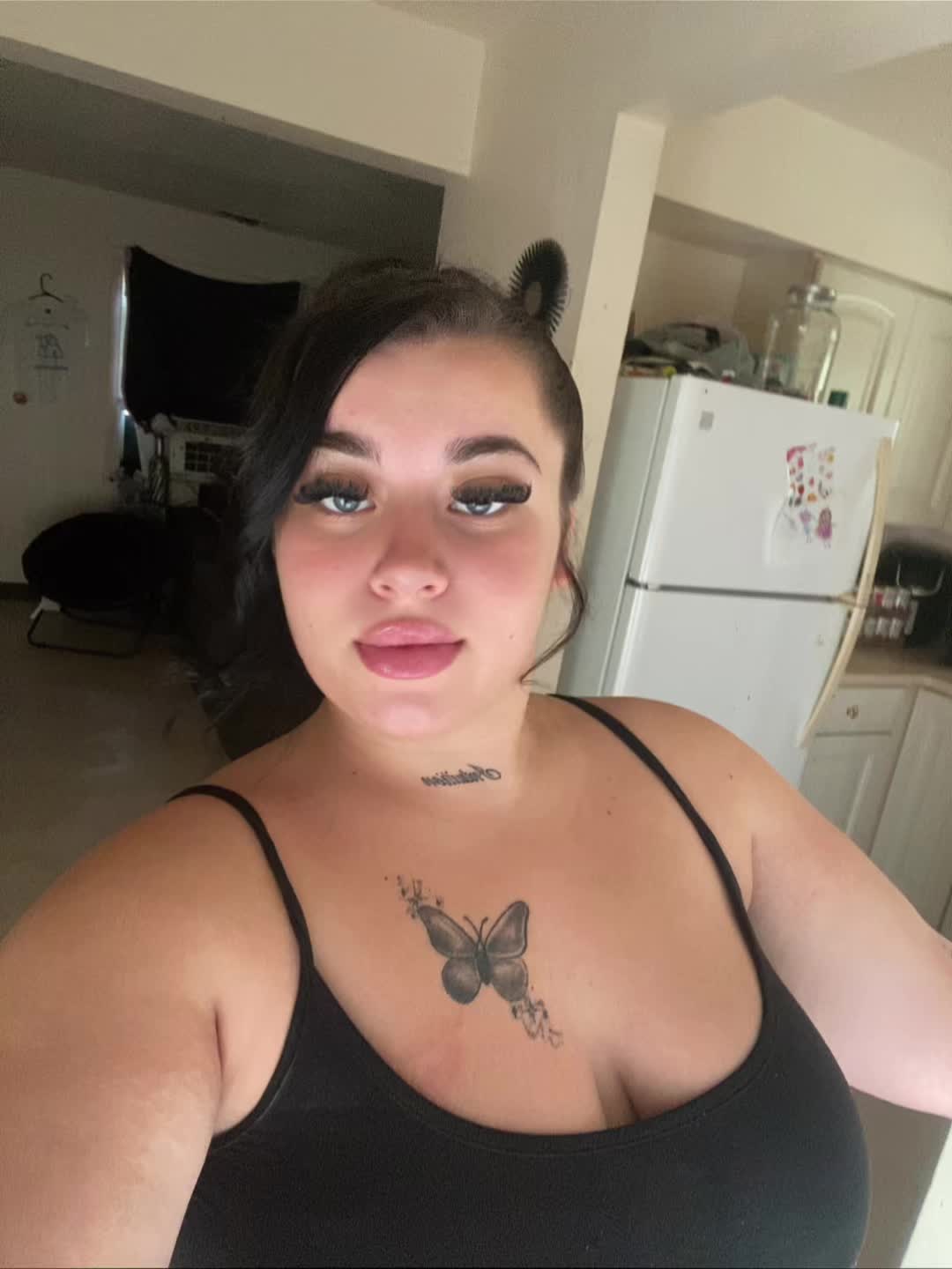 @riahlynn2400