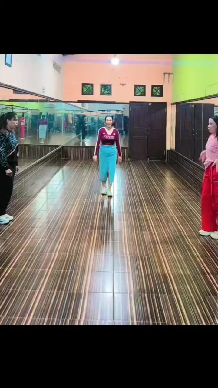@nonicrere