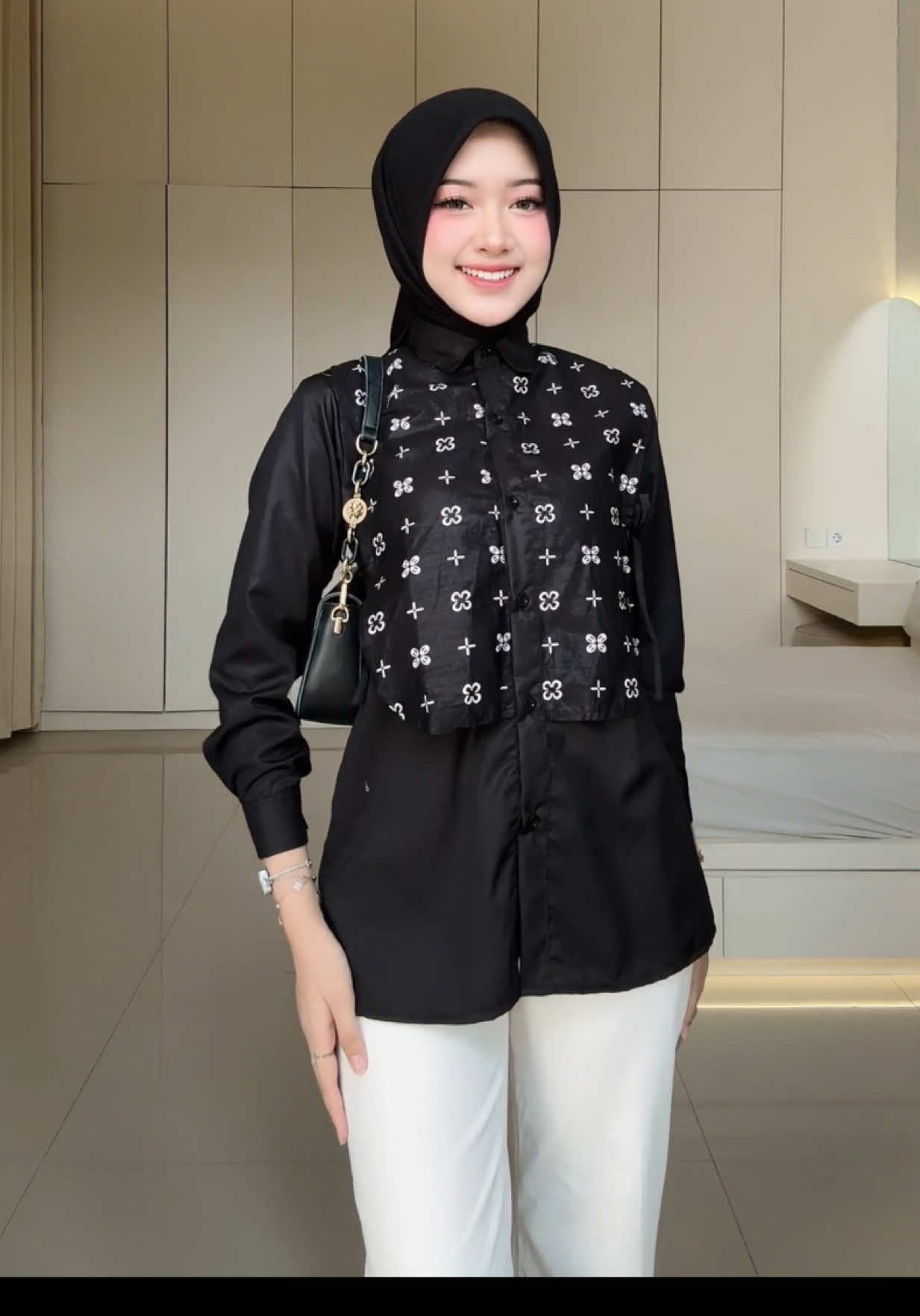 @Nawang Puspita