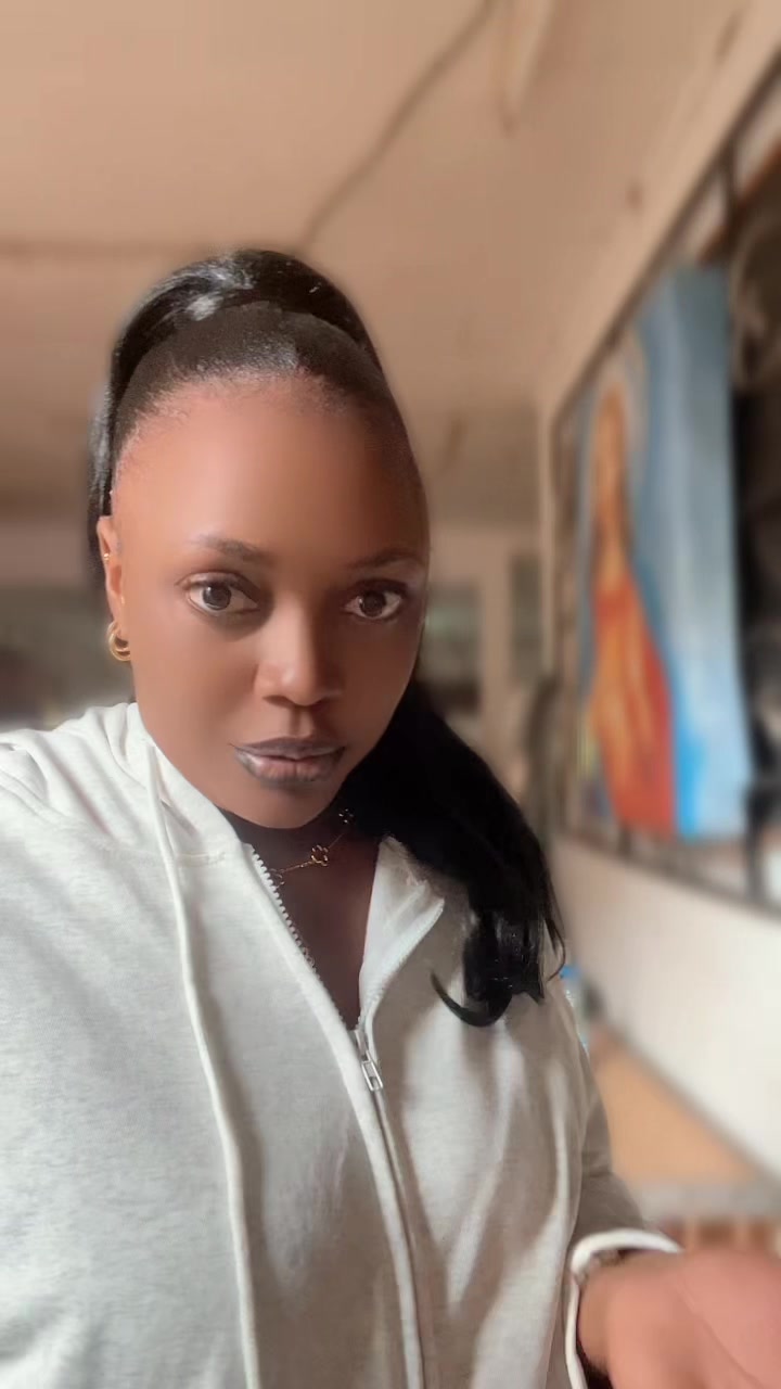@MbIYE la cadette 🇨🇩🇨🇬