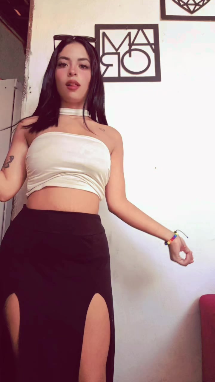 @Let&iacute;cia Mirelly 🏳️&zwj;🌈