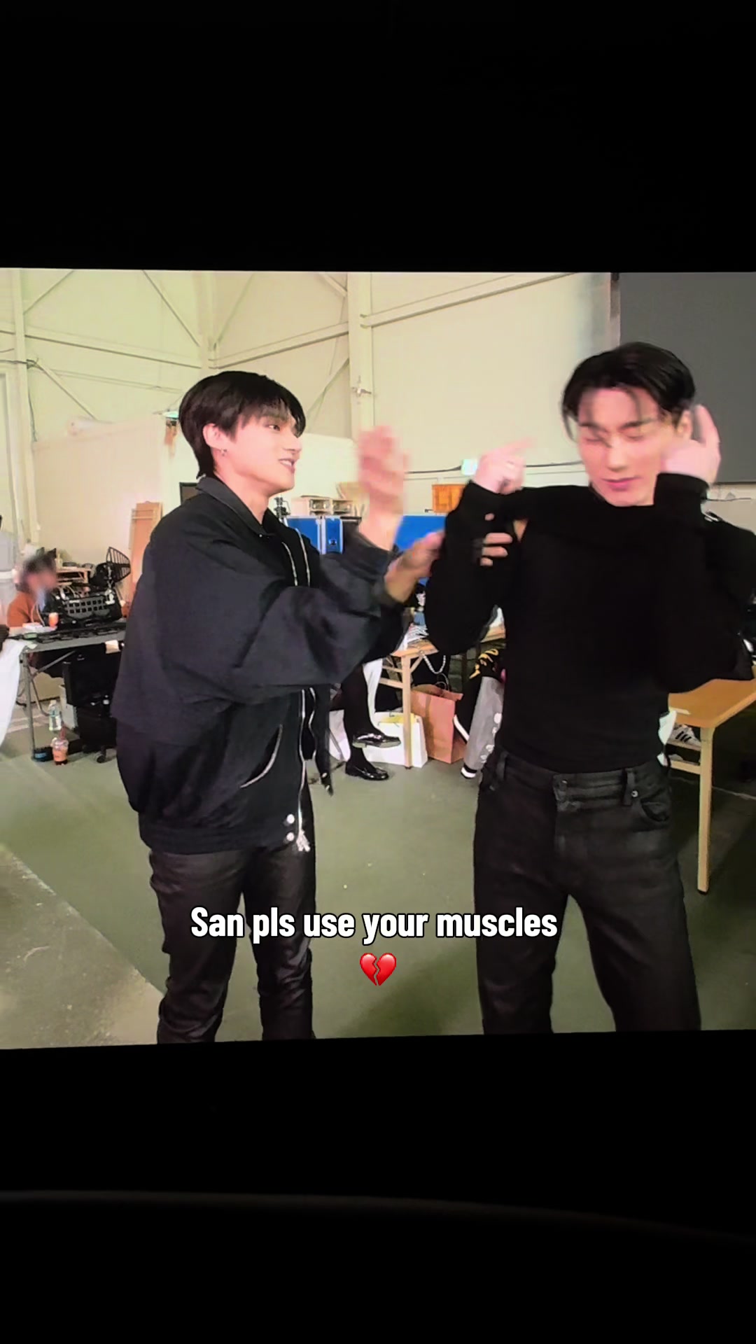 @Mj