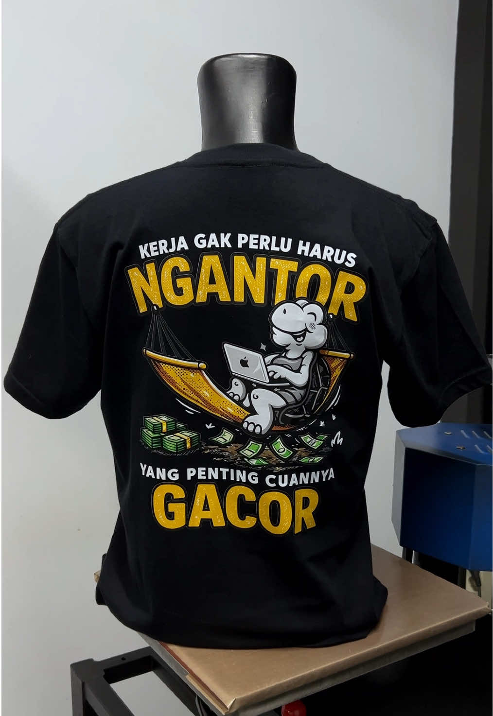 @Pake Kaos Keren