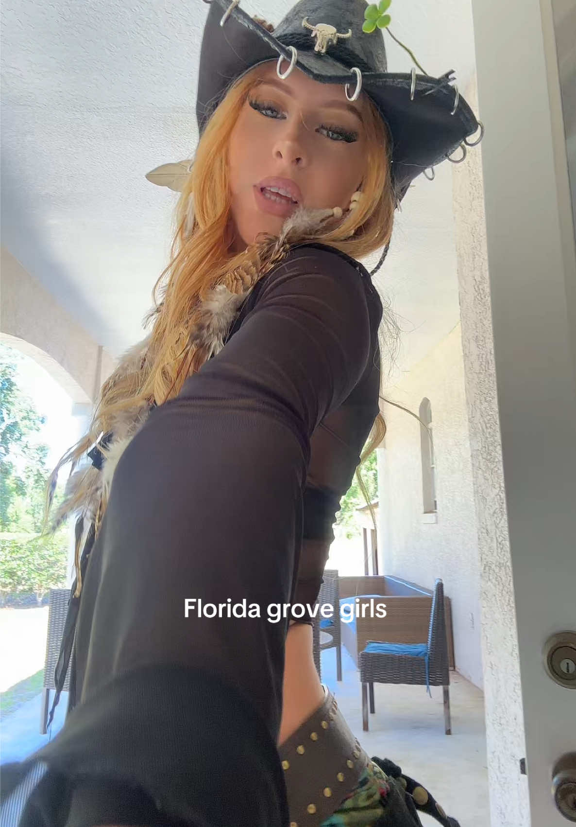 @saraschoenbaum