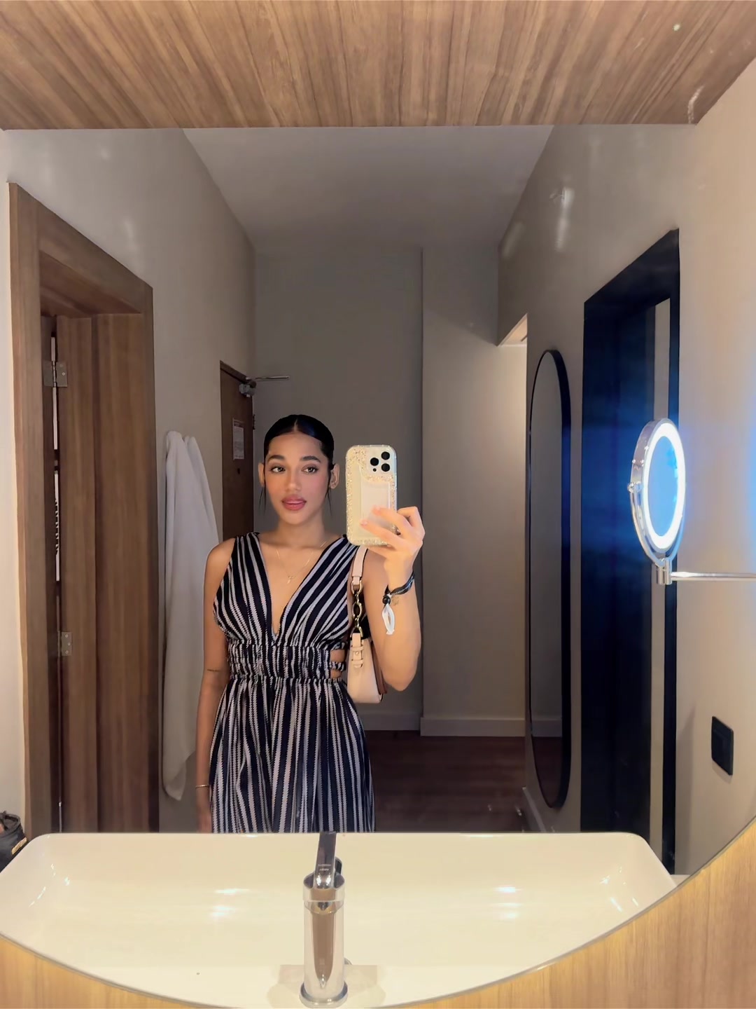@🤍