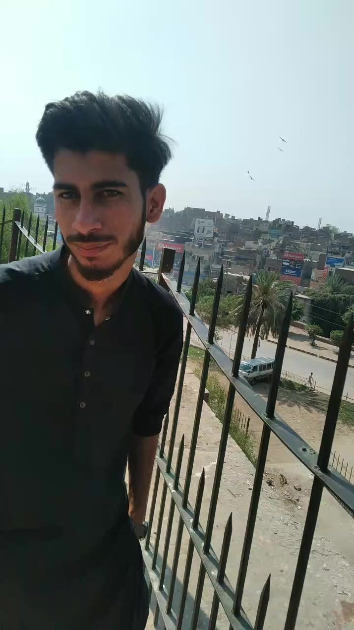@shan🇵🇰Ali😎