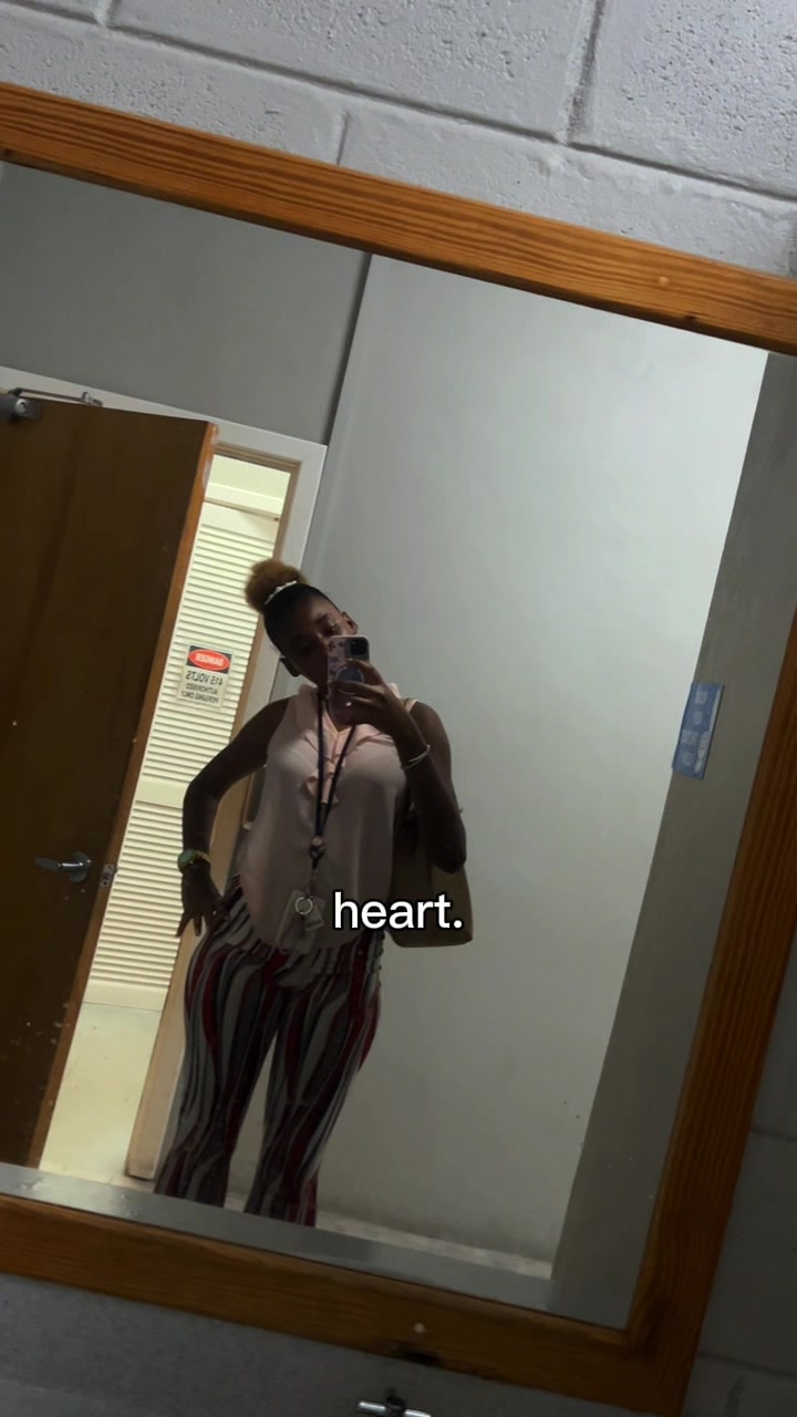 @Liaspamm ᥫ᭡