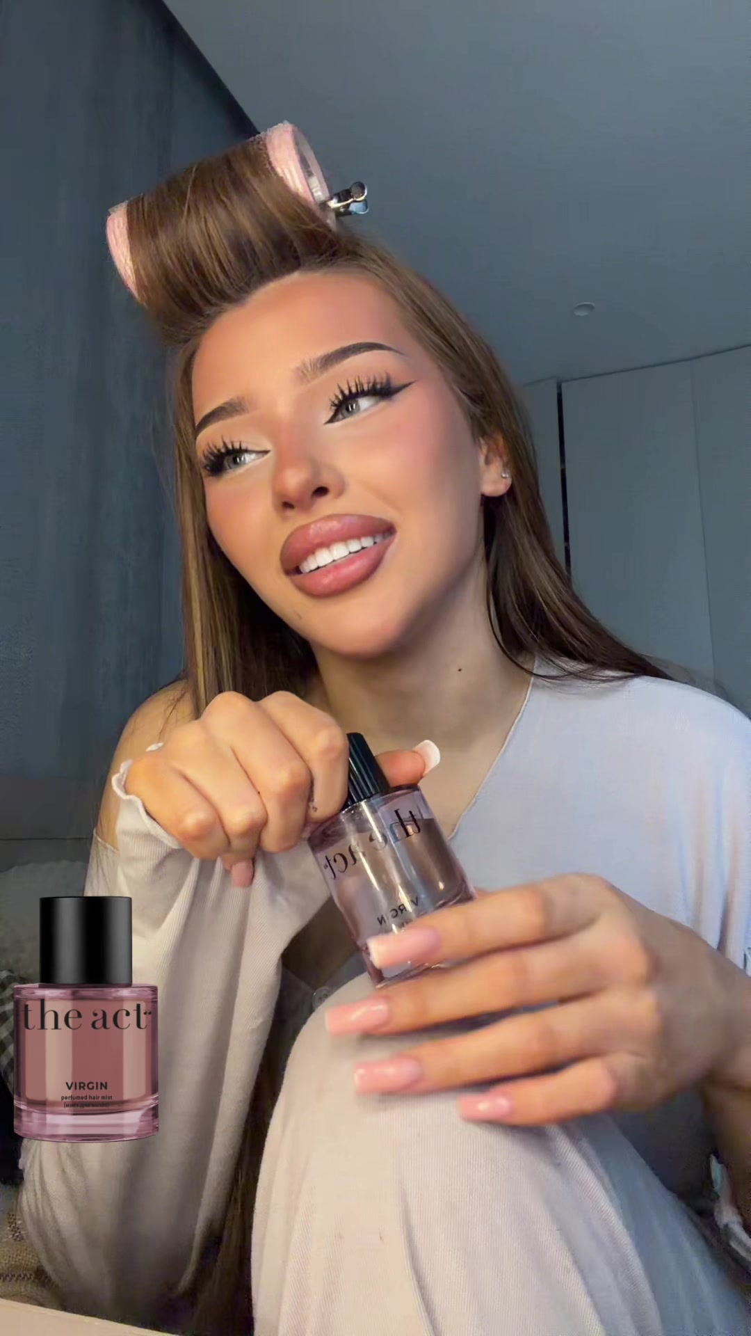 @кошка