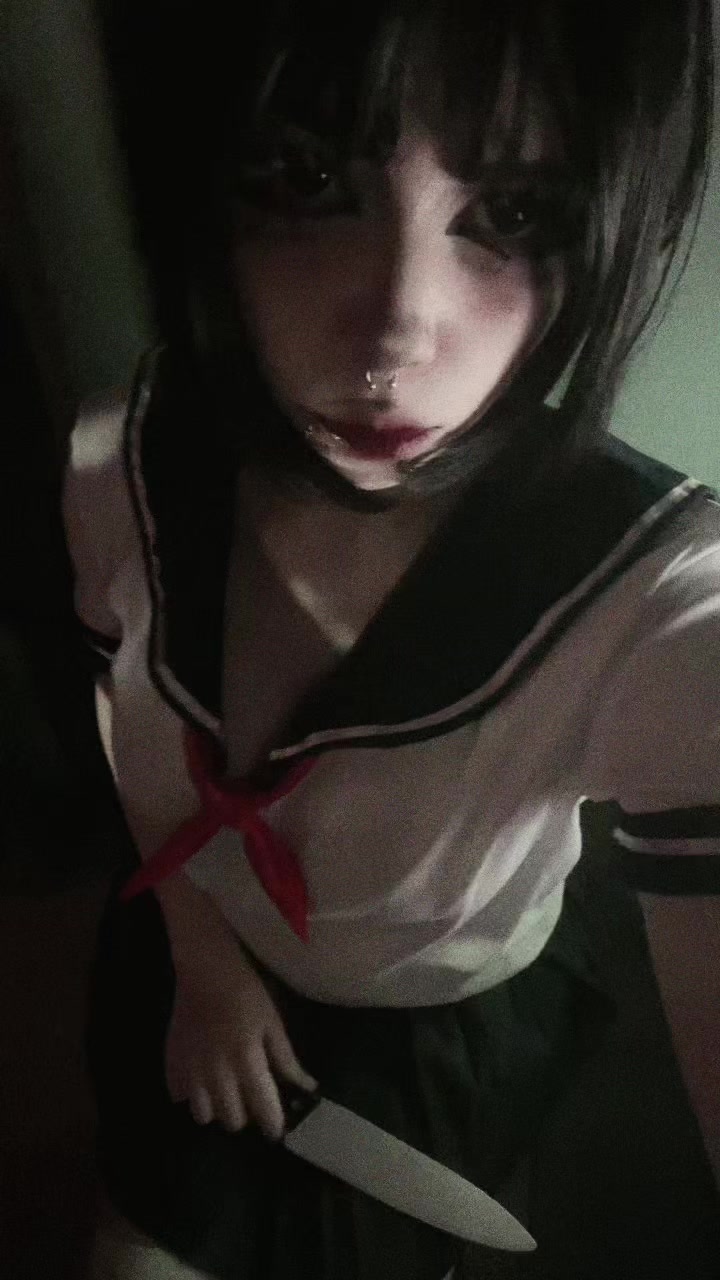 @☣︎