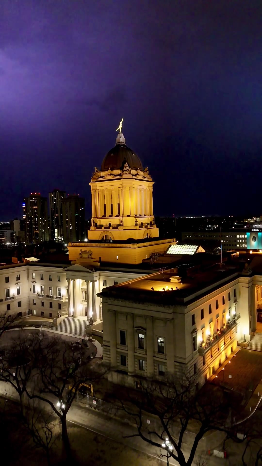 @| 🌃 Sky WPG |