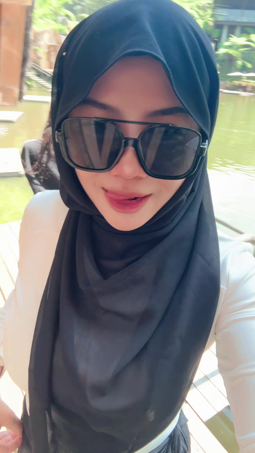 @Si teteh teteh