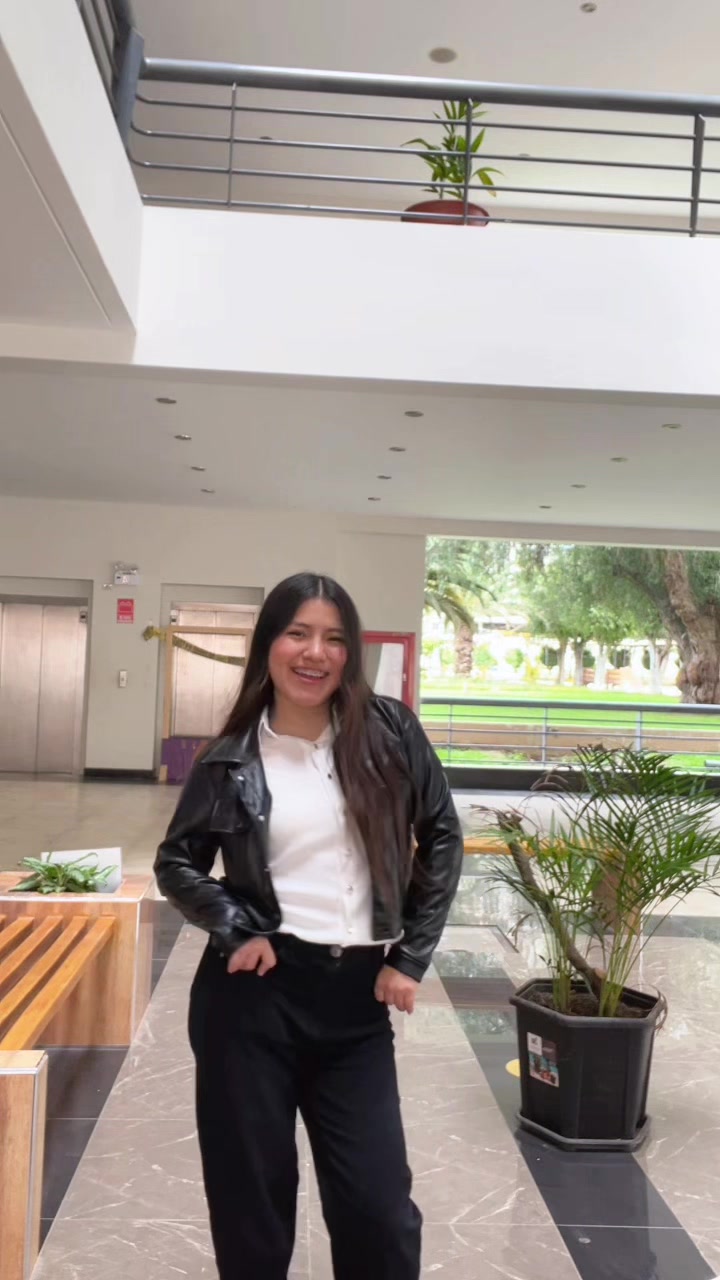 @Marisela ✨