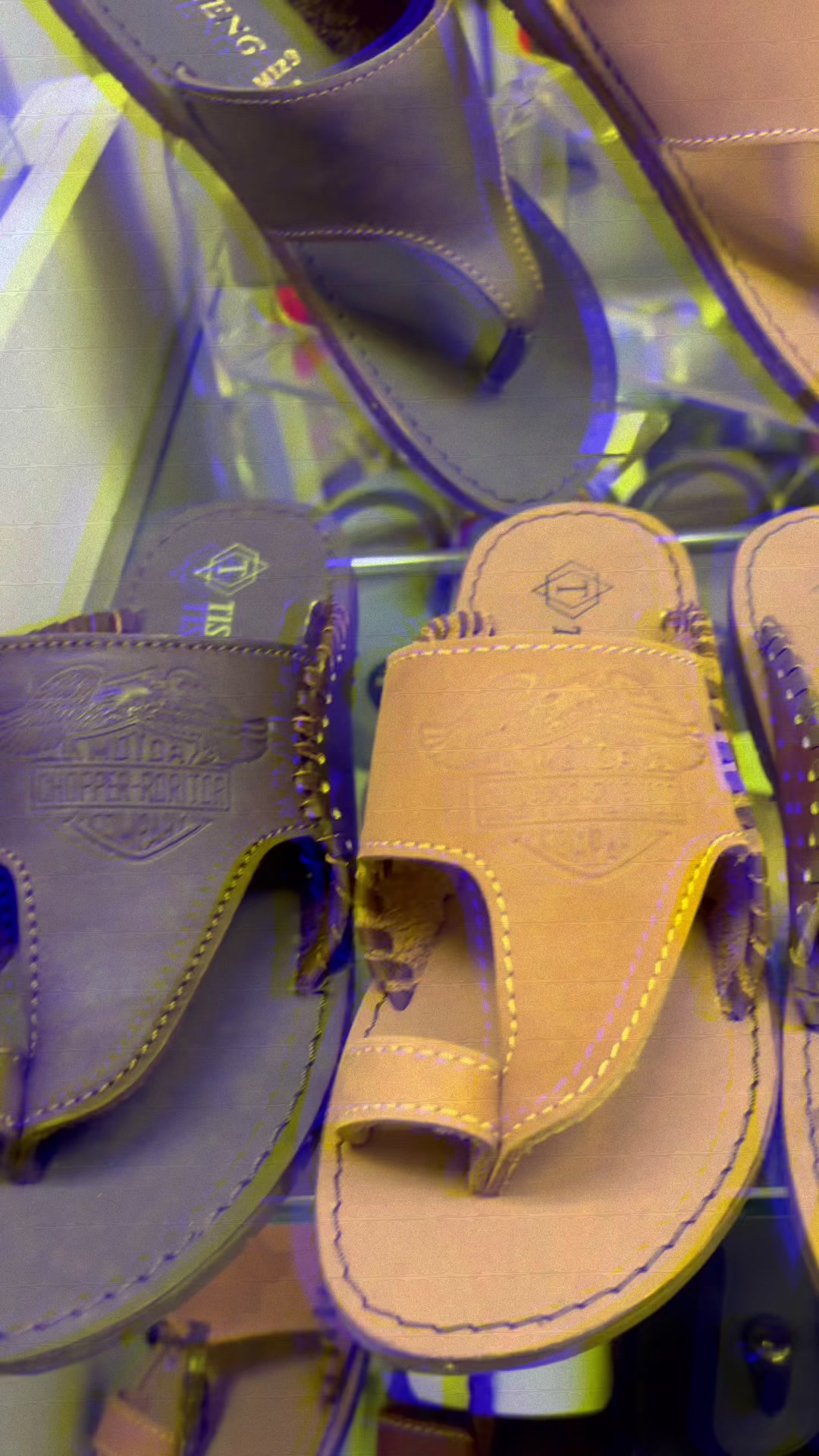 @Young smile shoes