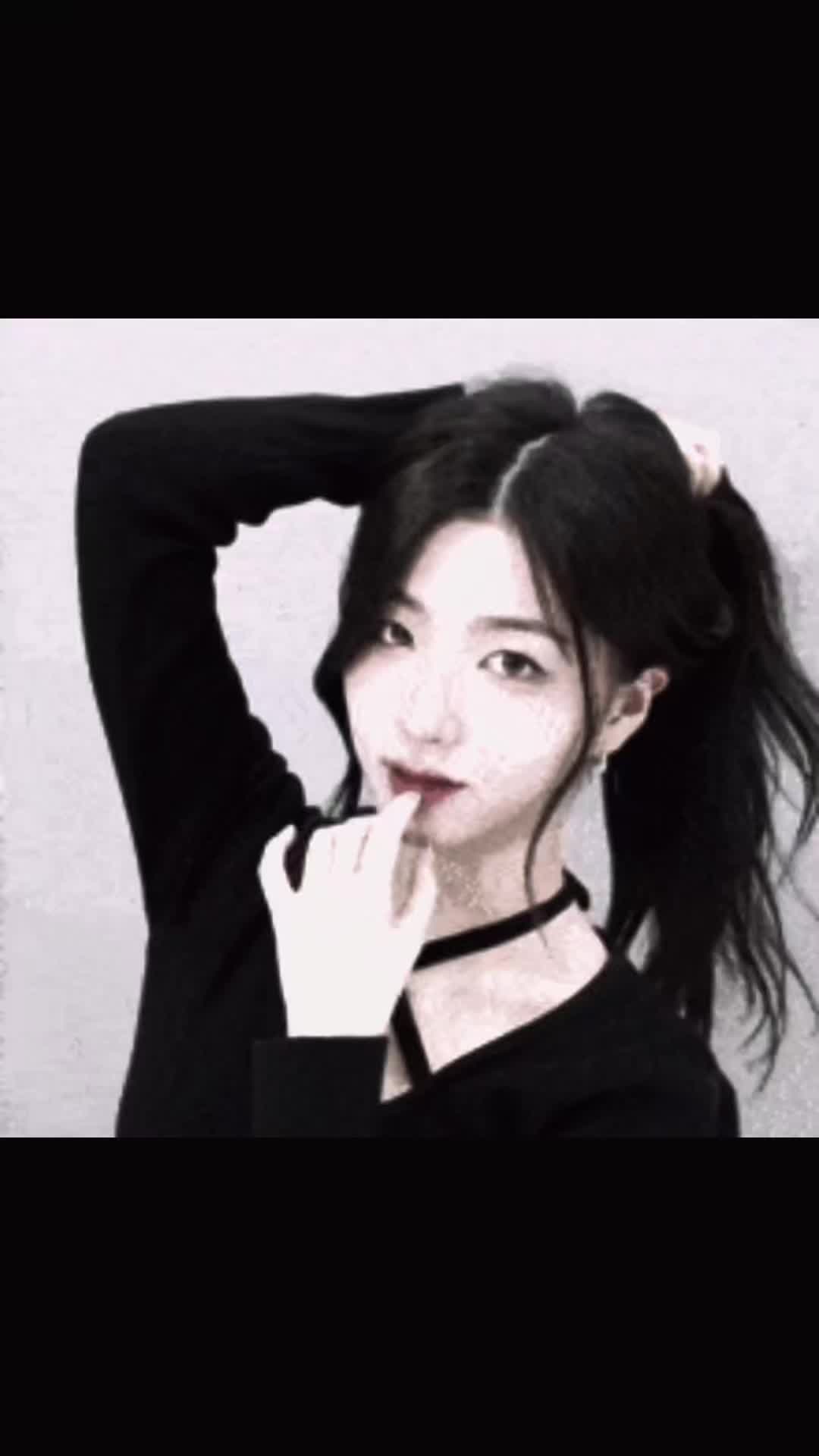 @hyerin from tripleS