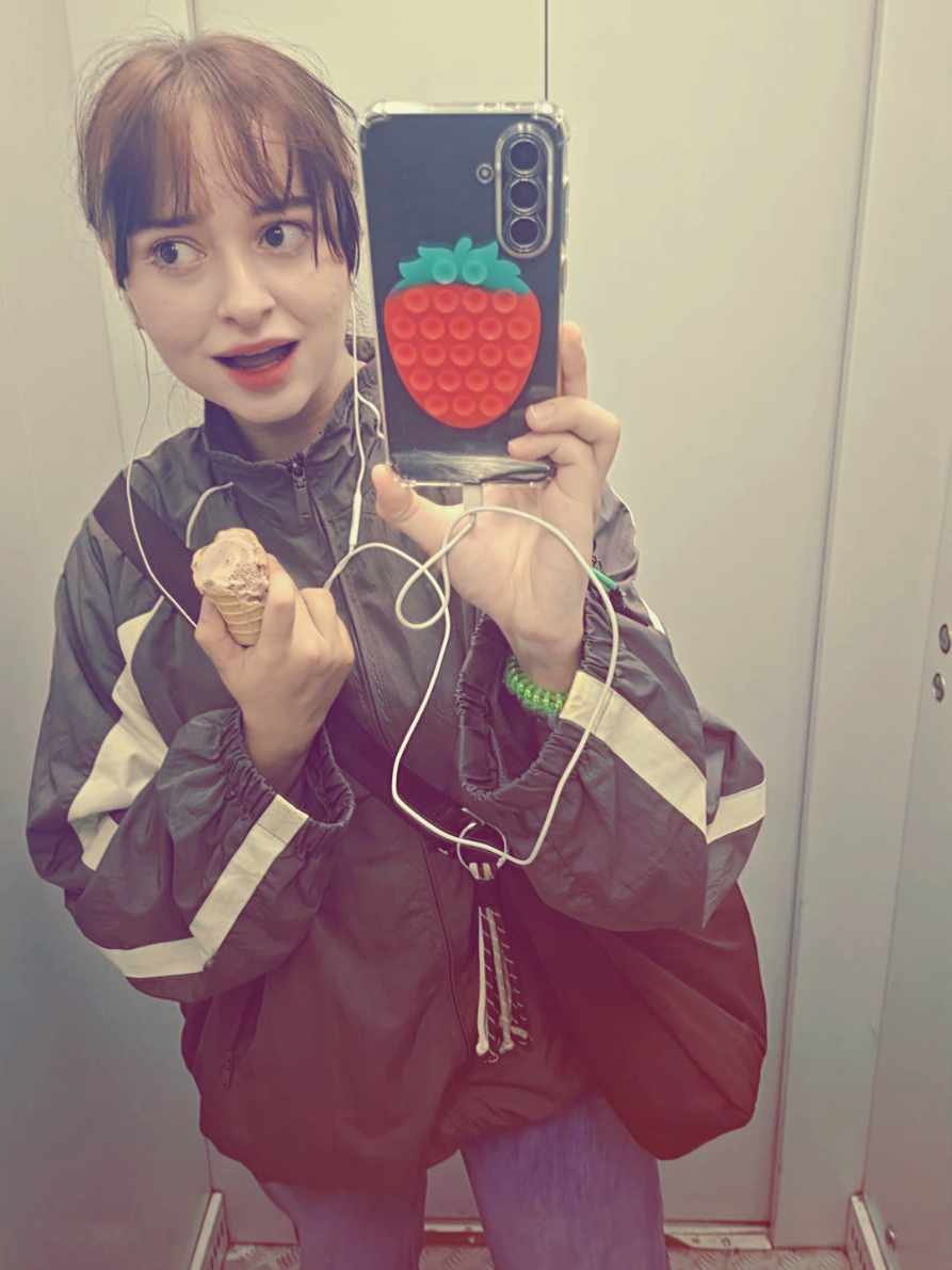 @амелия