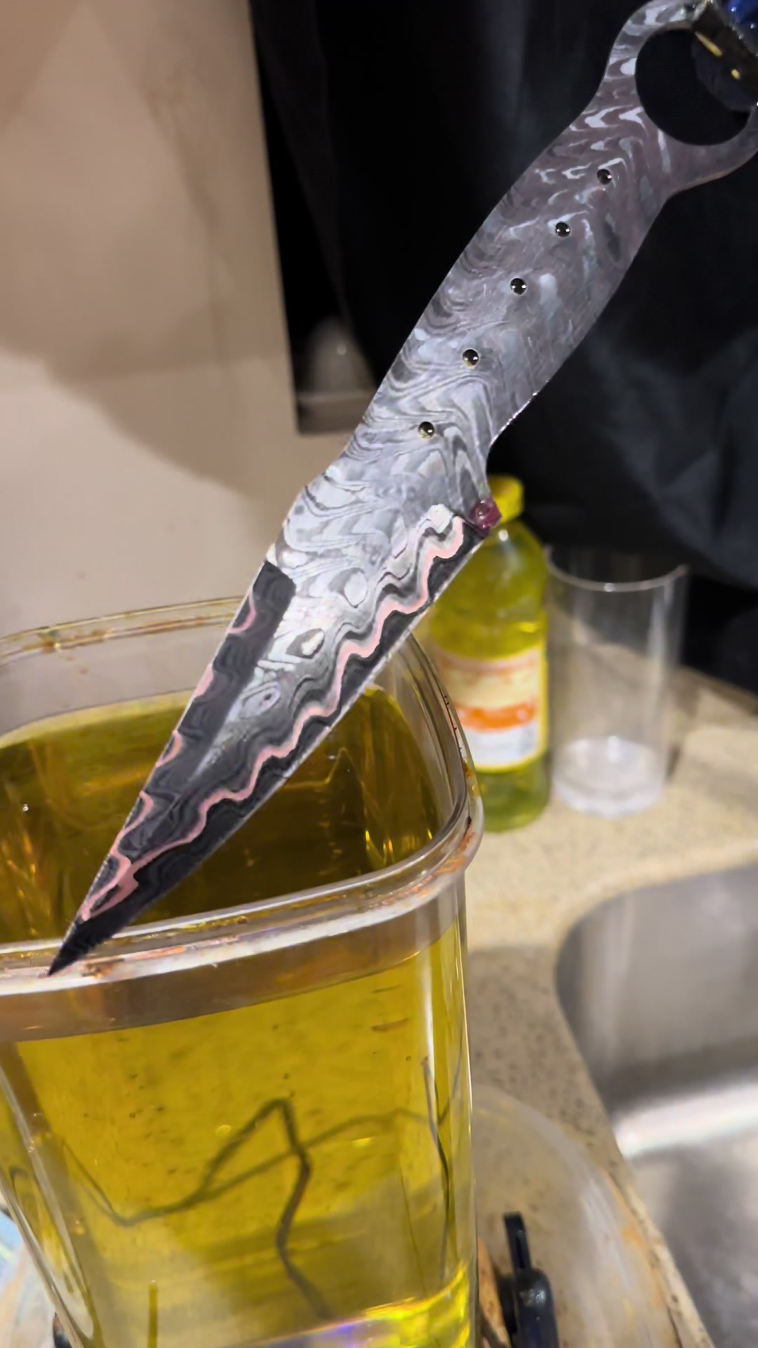 @Adams knives