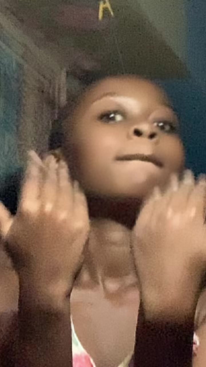 @LA JOIE LA STAR 🥰💝