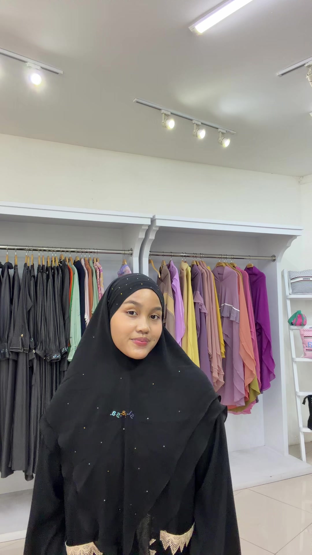@CMgalleryfashion