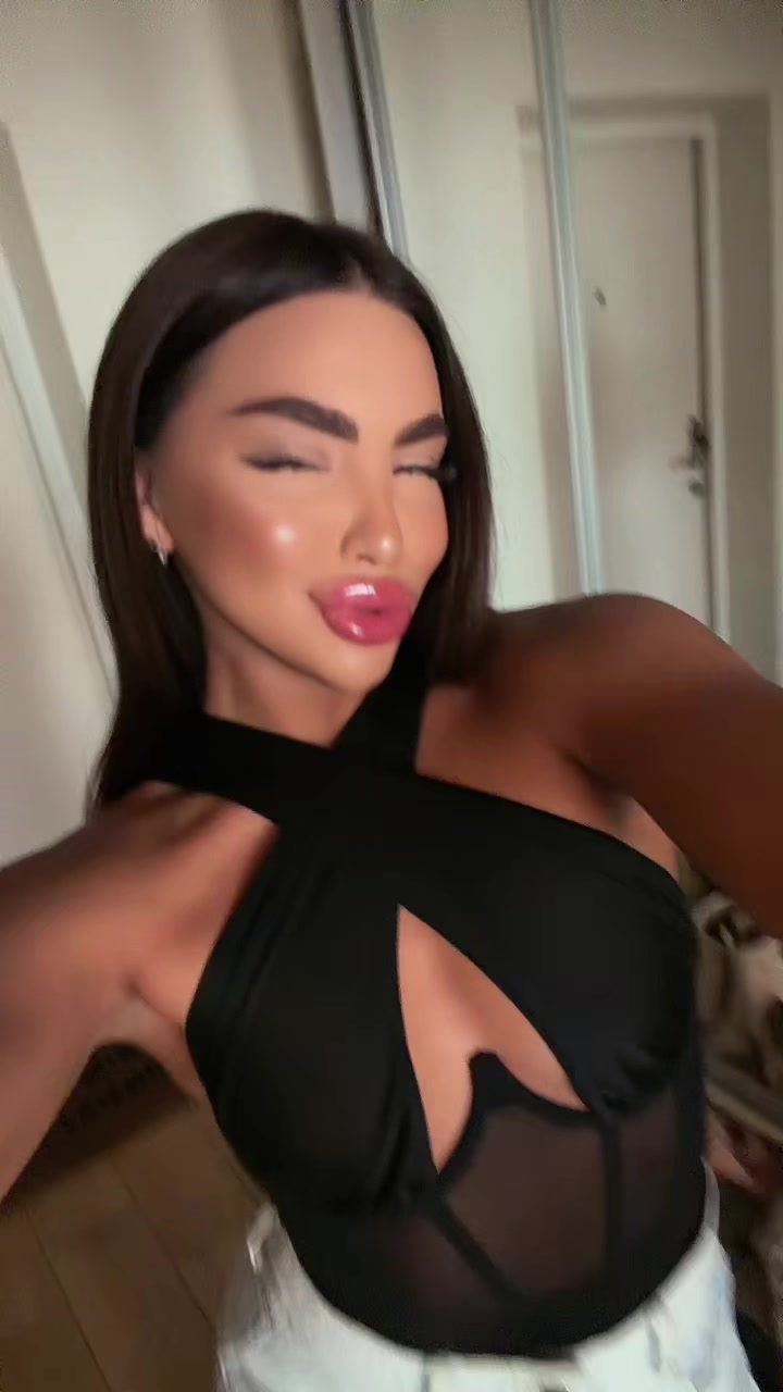 @_your_alexa_ 🫦