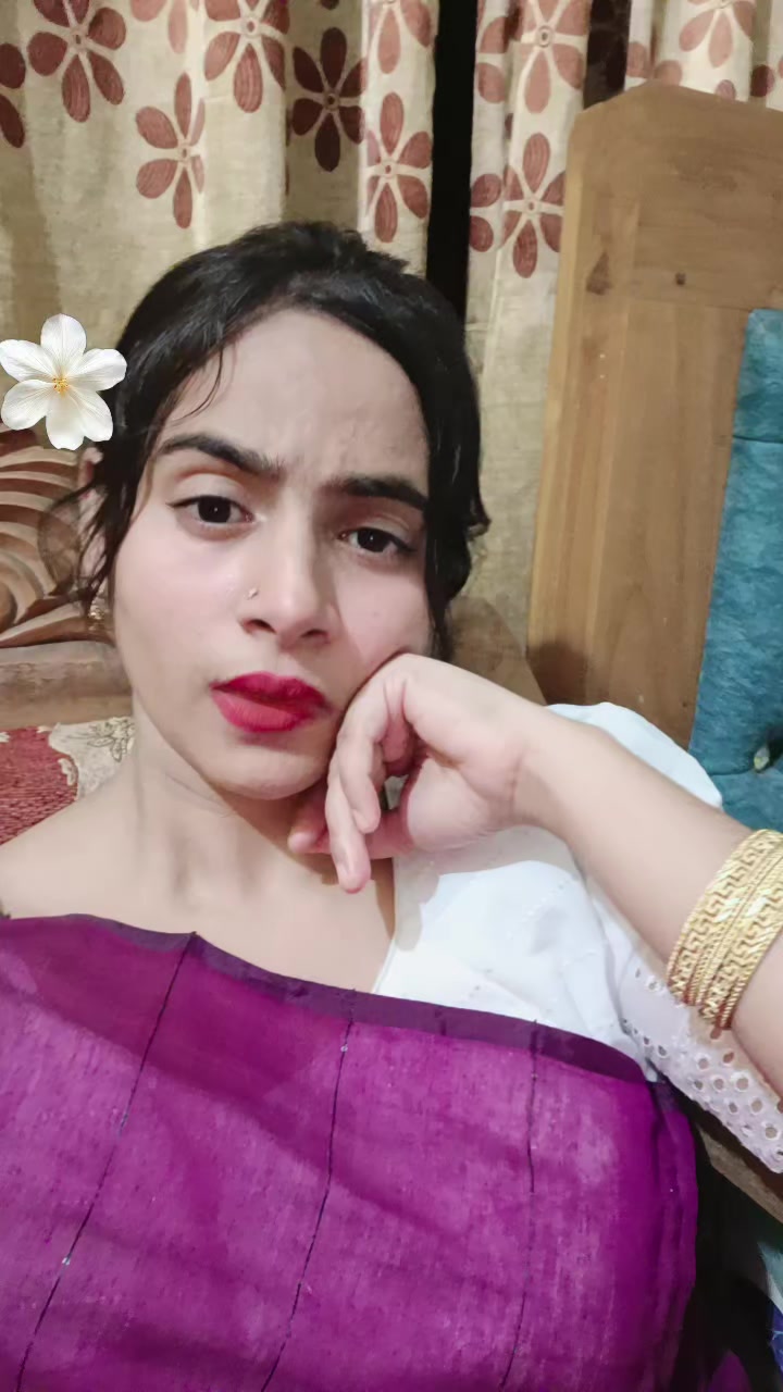 @Ayesha🌸