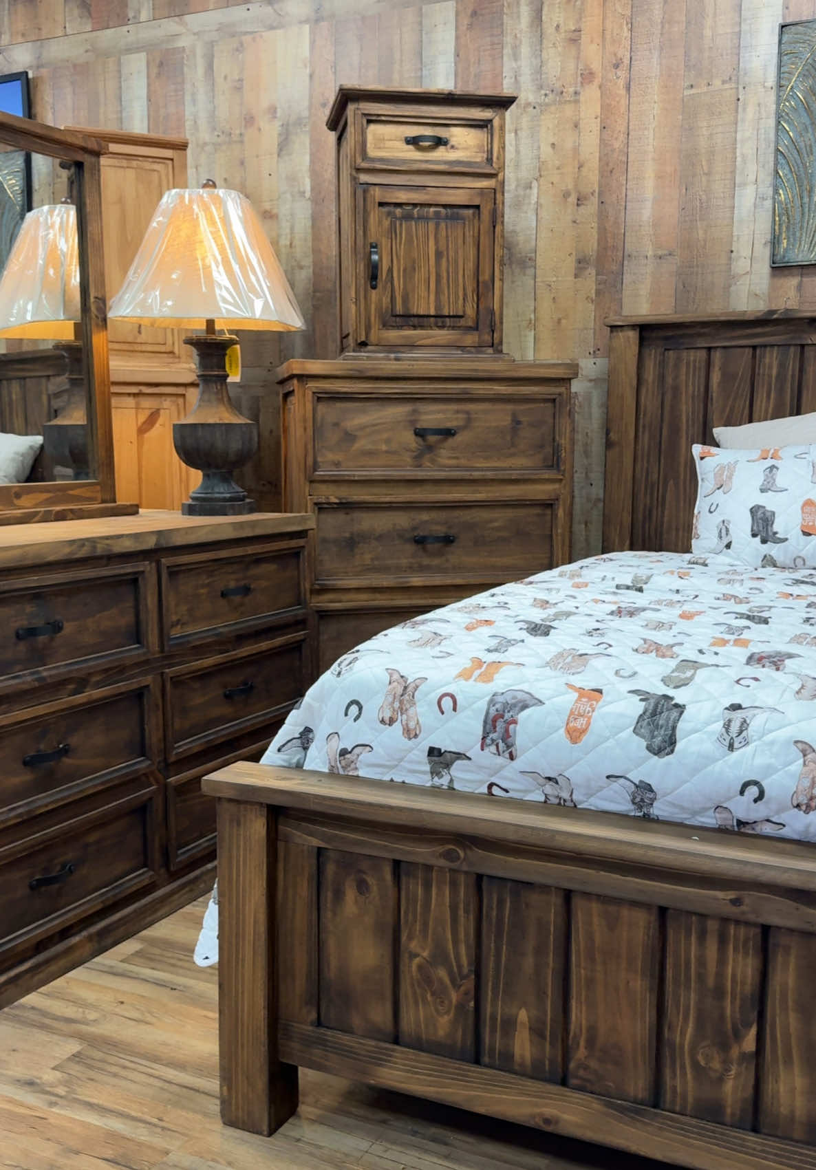 @RusticFurnitureDepot
