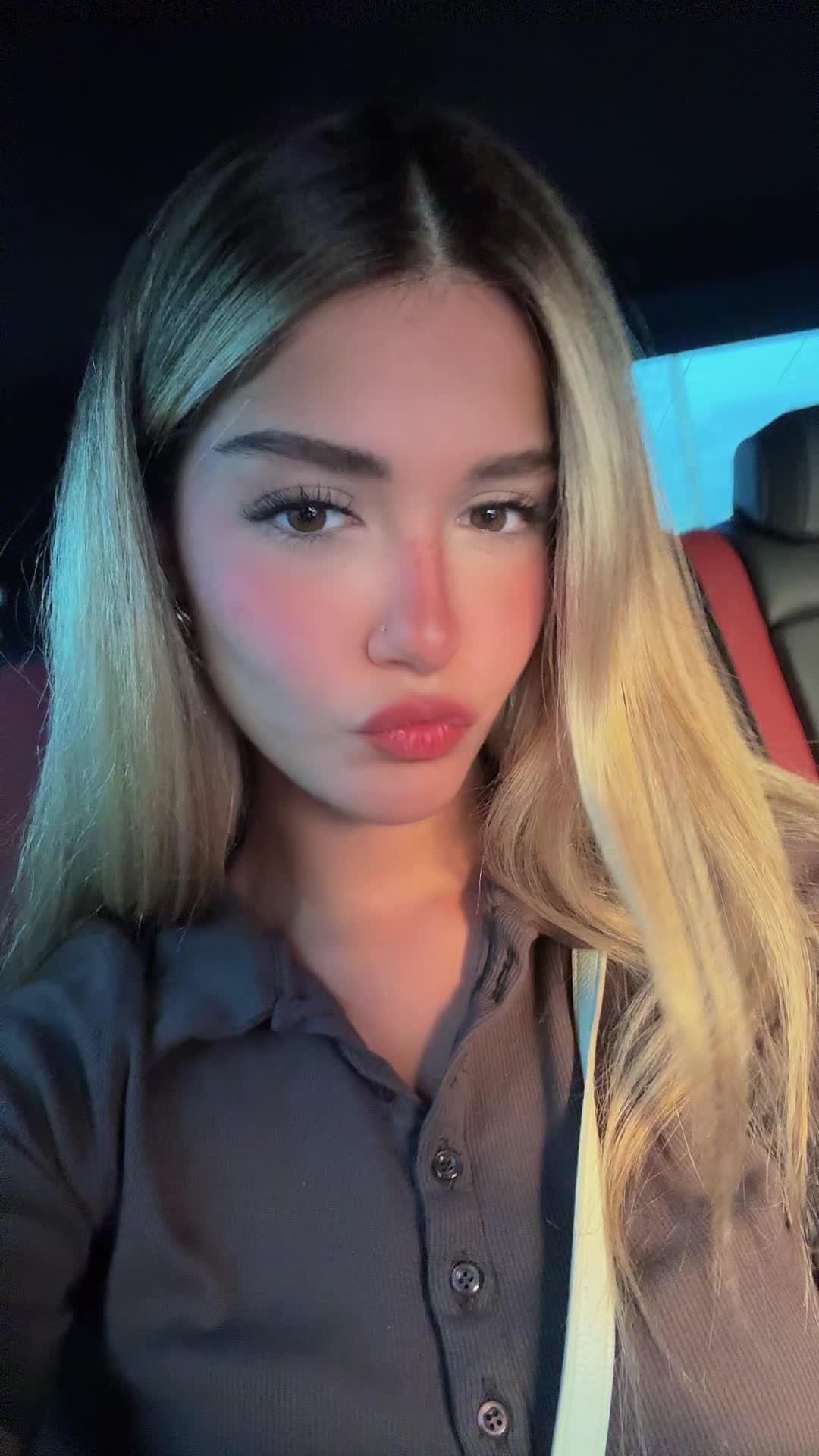 @K A M A N D