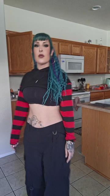 @niki_noxious