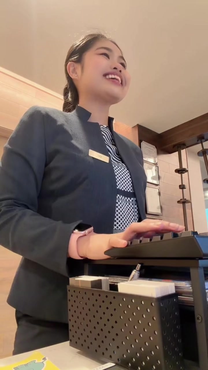 @Mei | frontdesk🇺🇸