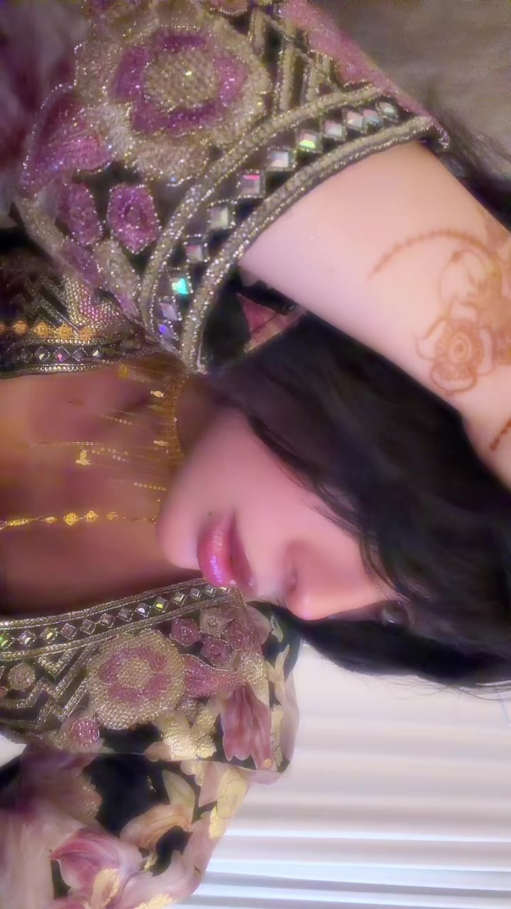 @ساره