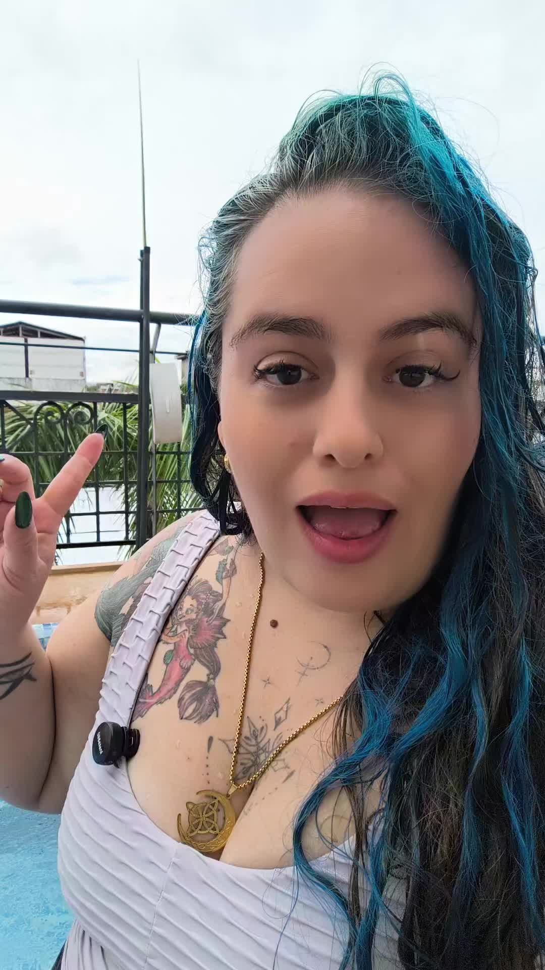 @Elena Benavides