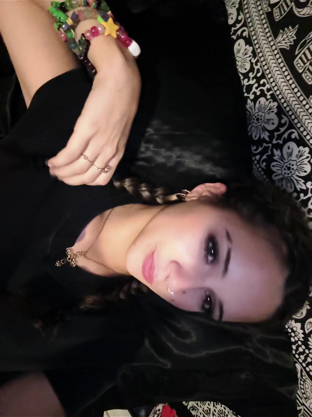 @️