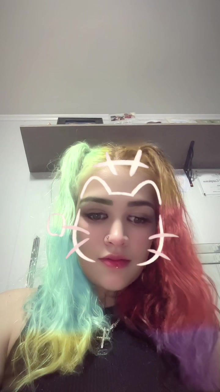 @victoriahyde_23