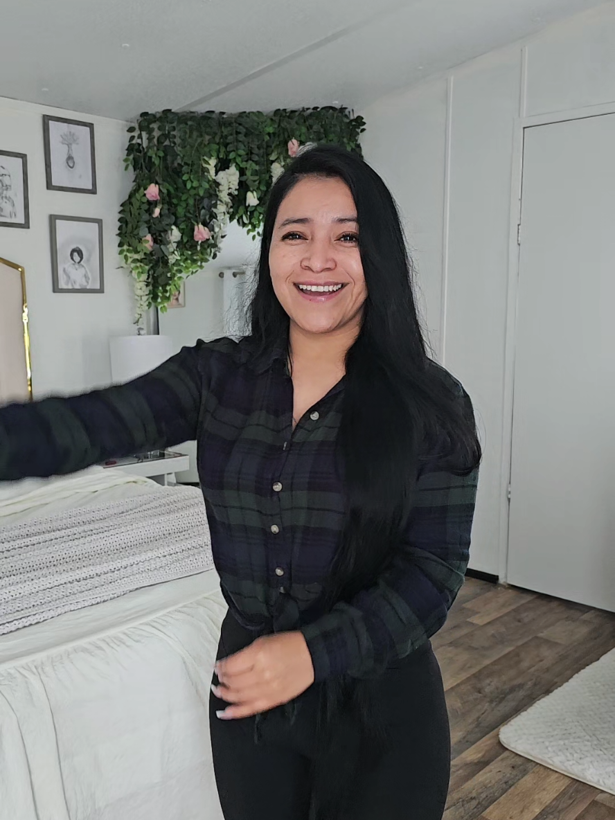 @Adelita la Norteña
