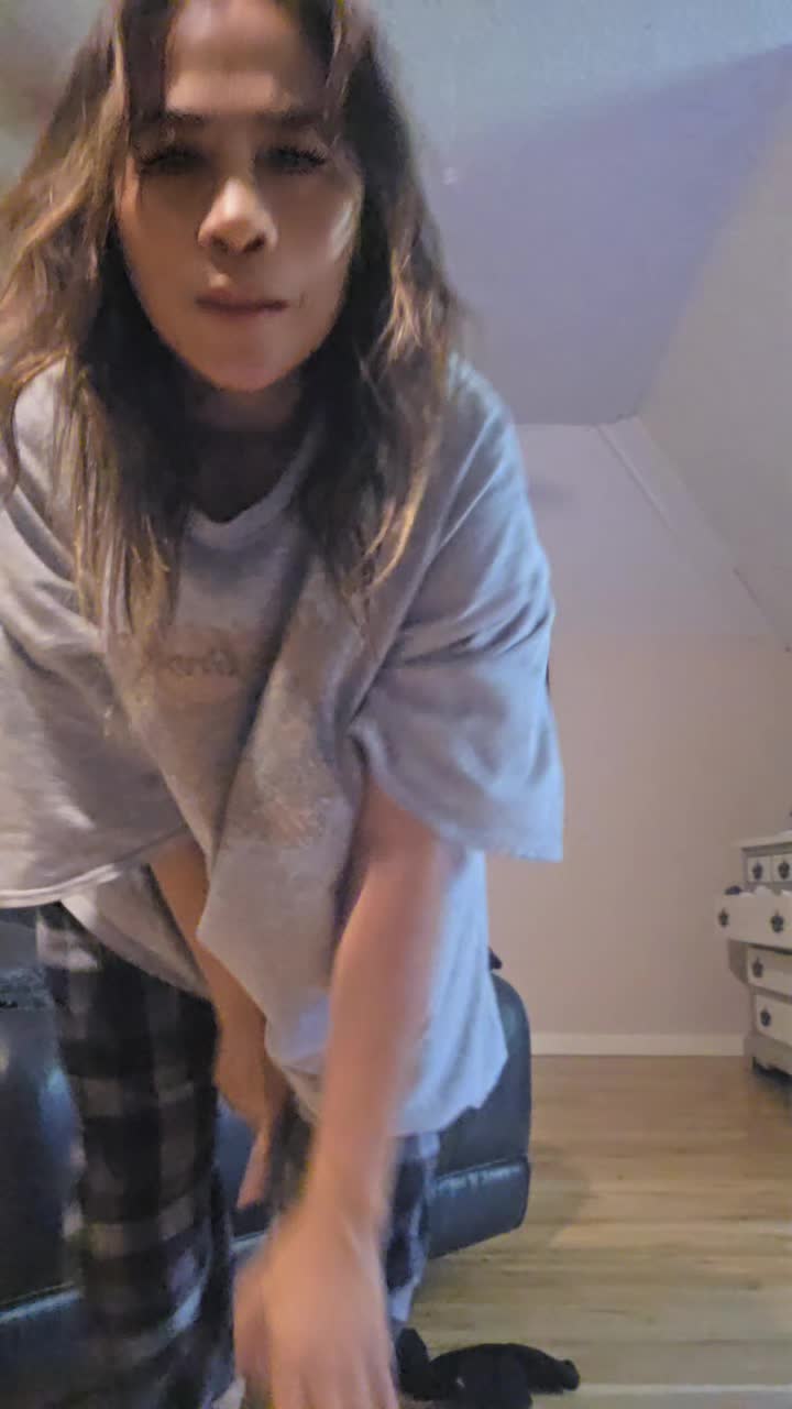 @ariyanababe