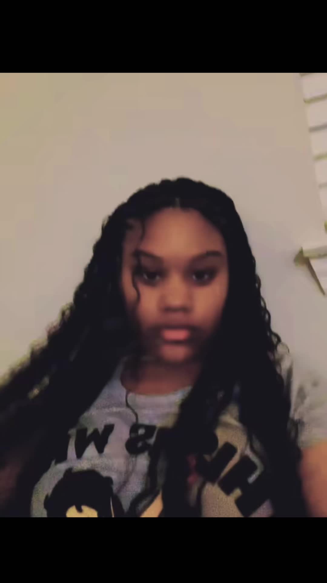 @theylovederionia