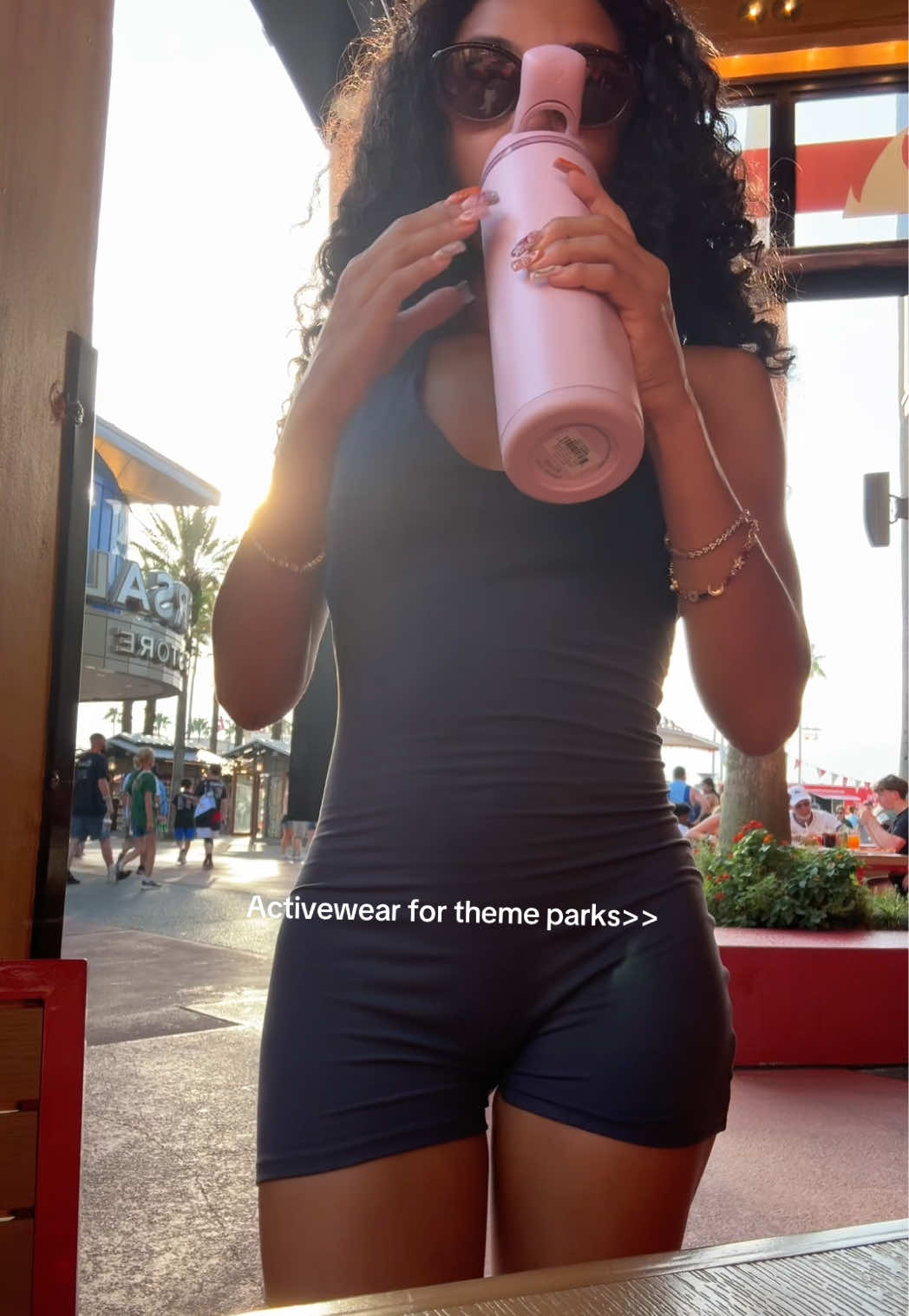 @Alyssa 🍸🫧