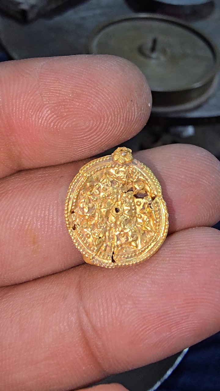 @hakim_jewellery