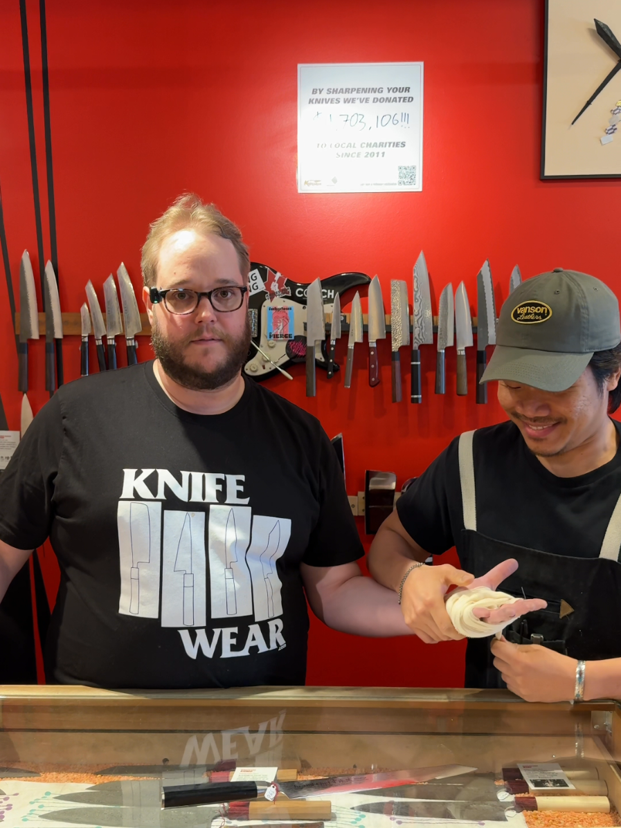 @Knifewear